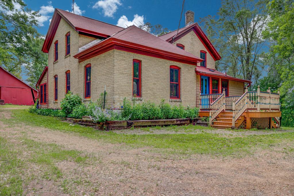 5580 Hampshire Road Chaska, MN 55318 - Photo 8 of 20 Gallery Image 8