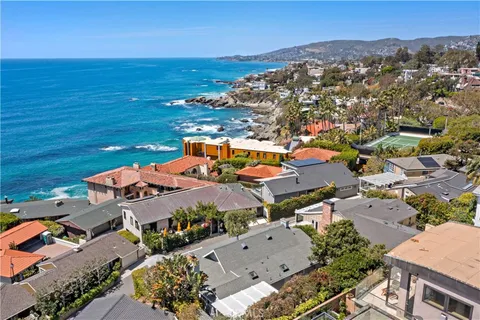 $12,000 | 151 Rockledge Terrace, Laguna Beach, CA 92651