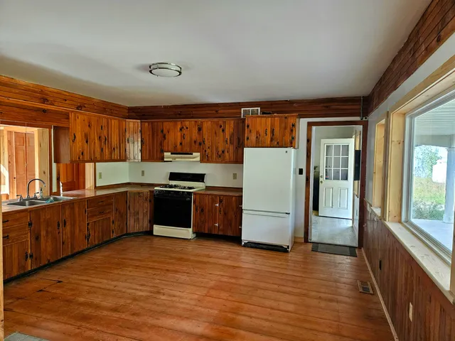 $299,000 | 1765 Dexter Road, Dover Foxcroft, ME 04426