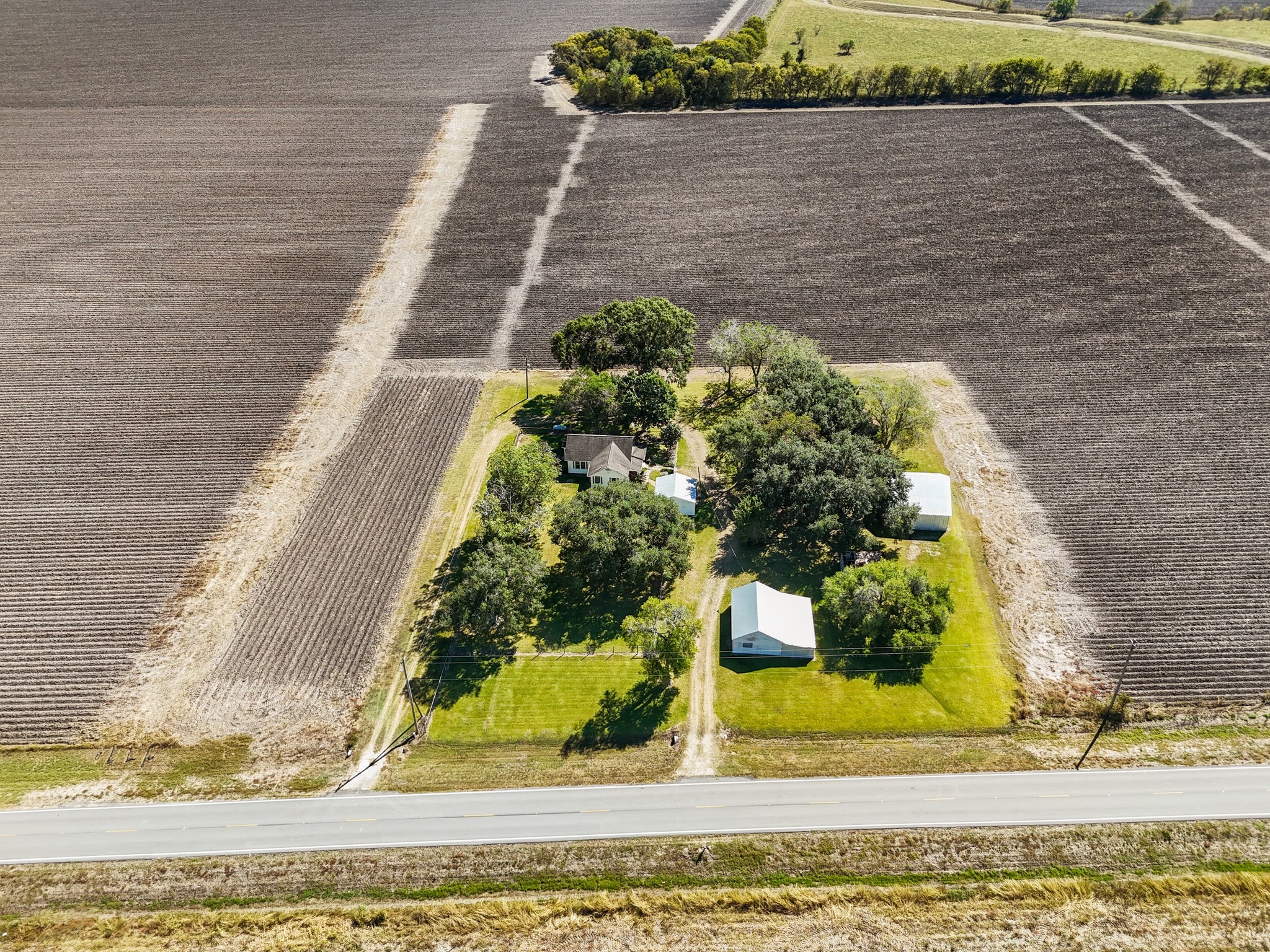 14309 Vrlla Road Guy, TX 77444 - Photo 12 of 41 a view of a garden