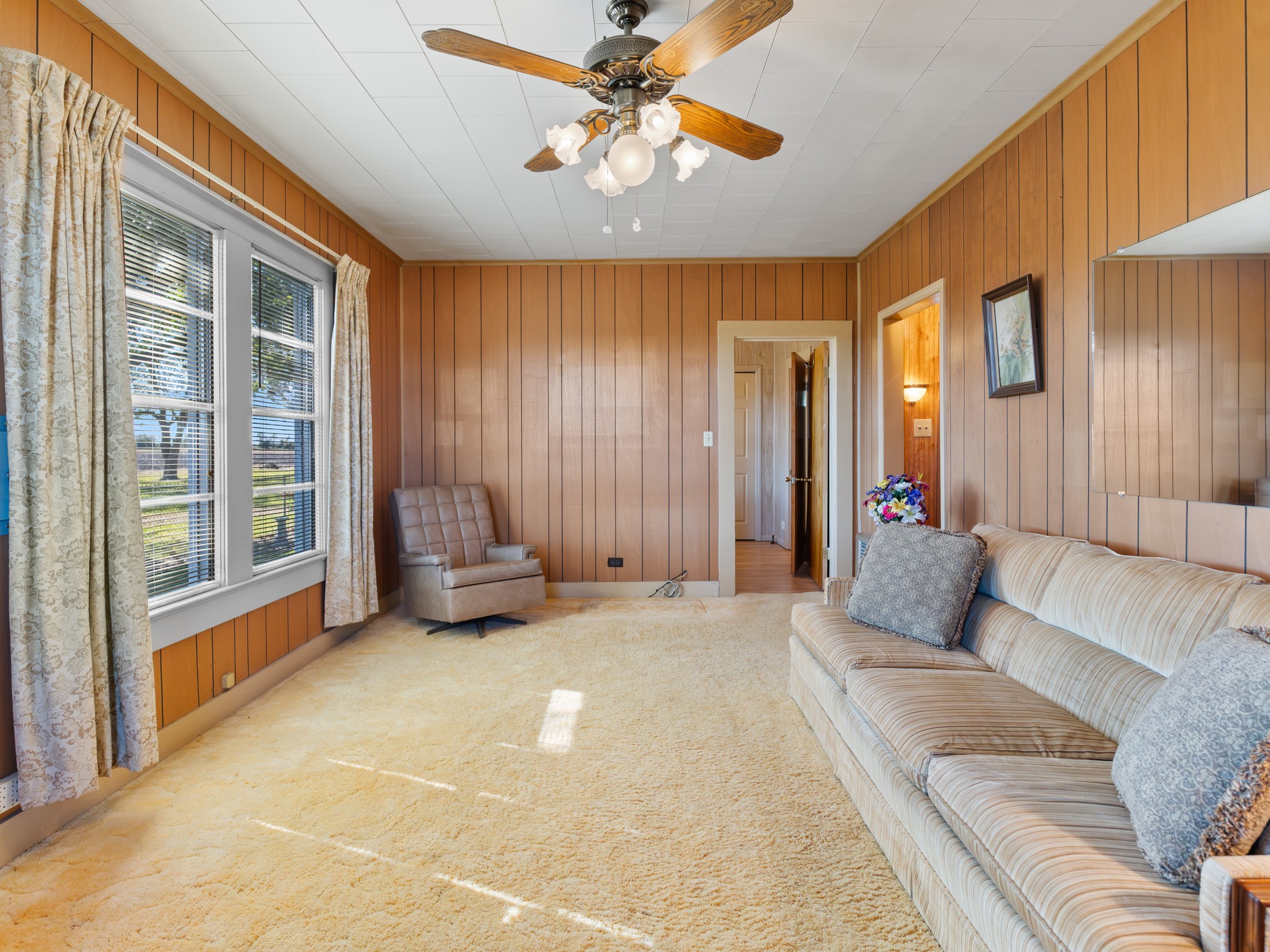 14309 Vrlla Road Guy, TX 77444 - Photo 34 of 41 a living room with furniture and a fireplace