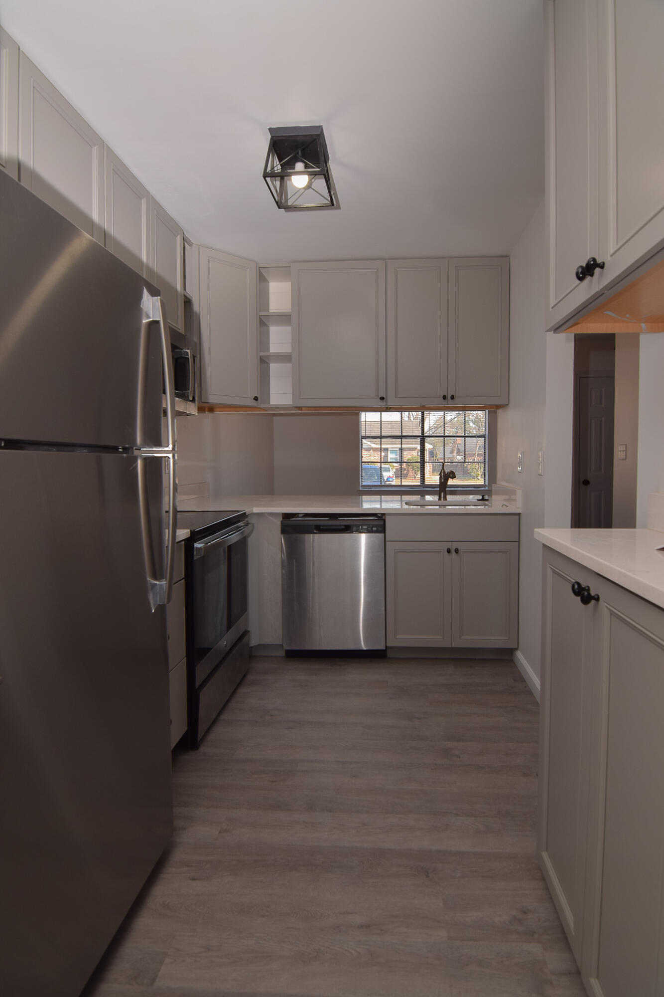 7721 Oldridge Road, Unit A North Charleston, SC 29418 - Photo 4 of 9 7721 Oldridge A-06