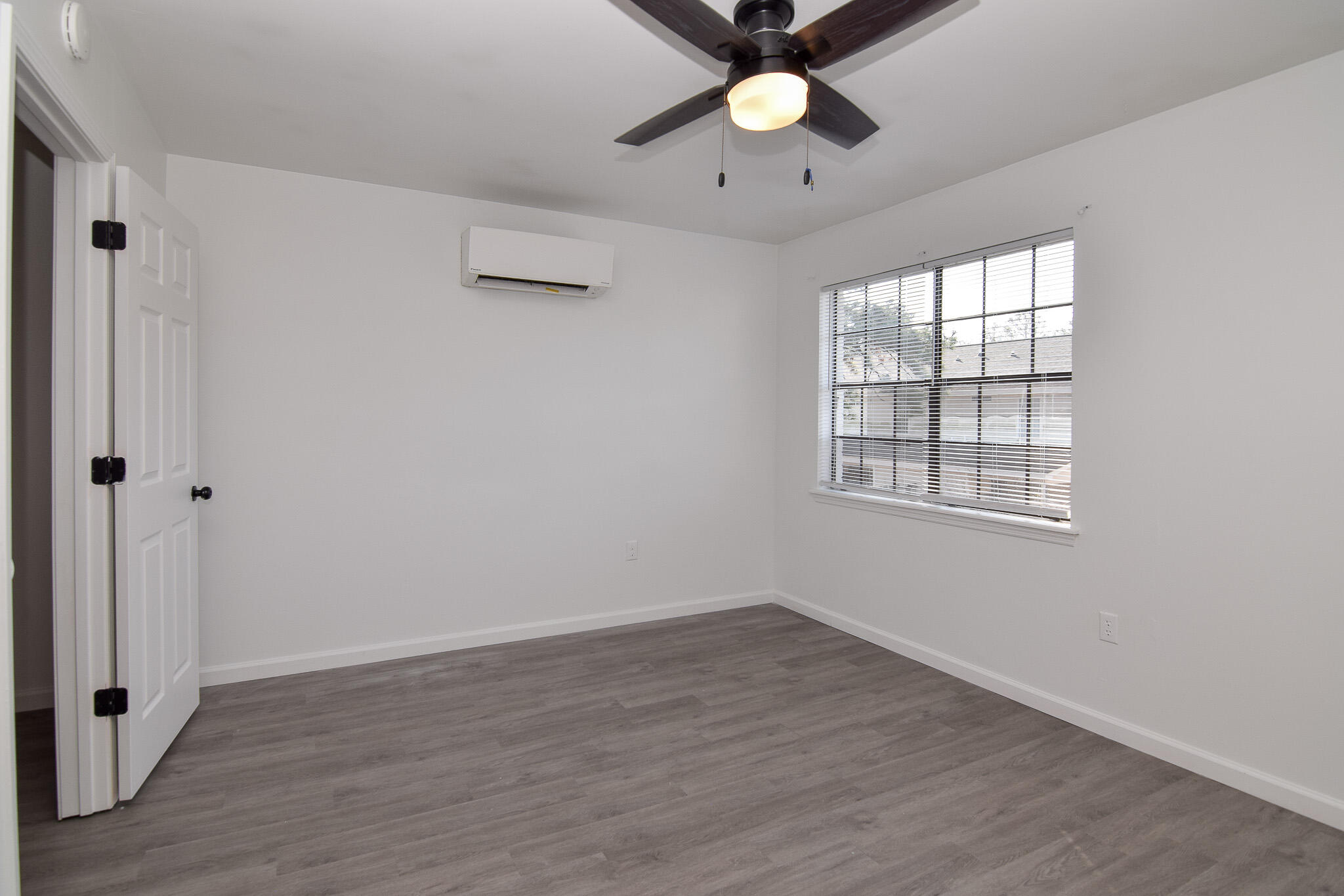 7721 Oldridge Road, Unit A North Charleston, SC 29418 - Photo 6 of 9 7721 Oldridge A-11