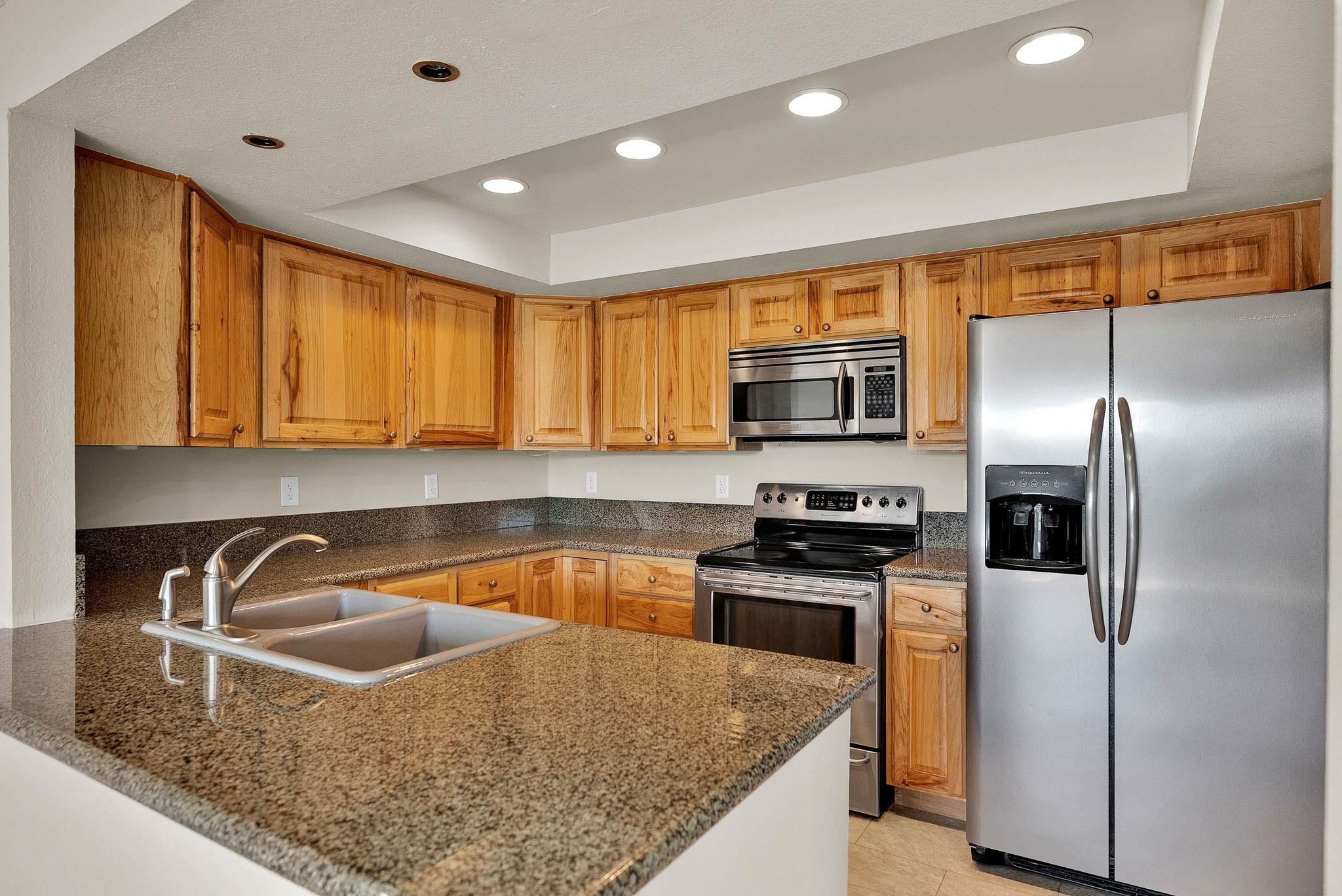 166 South Coeur D'Alene Street, Unit D304 Spokane, WA 99201 - Photo 15 of 31