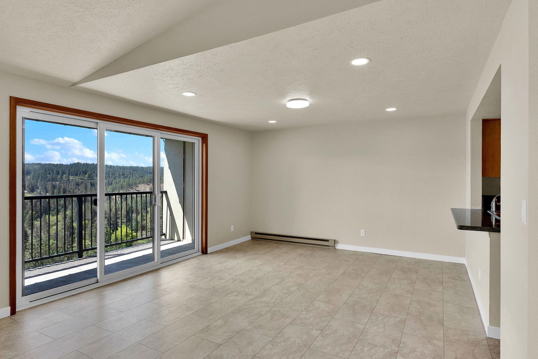 166 South Coeur D'Alene Street, Unit D304 Spokane, WA 99201 - Photo 6 of 31