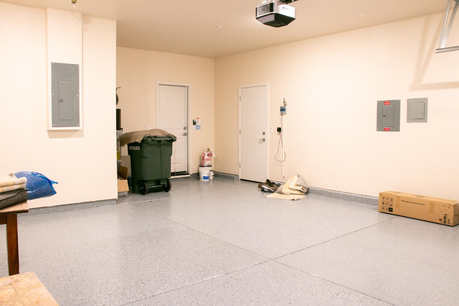 2129 Stagecoach Road Patterson, CA 95363 - Photo 21 of 23 a view of an empty room with windows