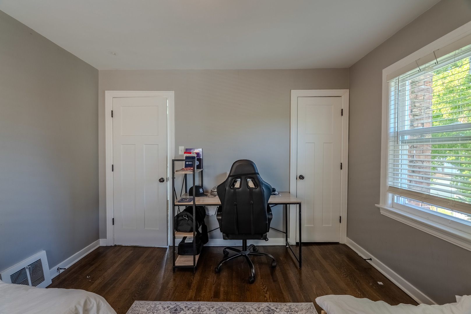 4210 Maple Avenue Brookfield, IL 60513 - Photo 13 of 29