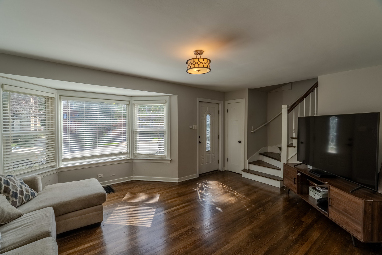 4210 Maple Avenue Brookfield, IL 60513 - Photo 3 of 29