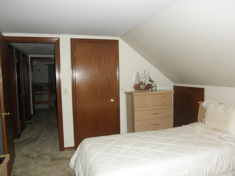 1891 South Lisbon Road Lewiston, ME 04240 - Photo 23 of 37 20- Bedroom 4