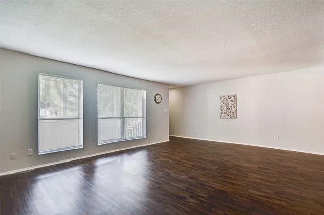 $160,000 | 781 Country Pl Drive, Unit 2077, Houston, TX 77079