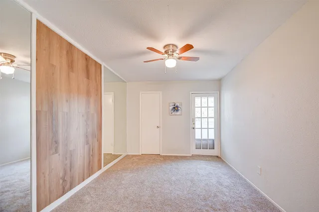 $160,000 | 781 Country Pl Drive, Unit 2077, Houston, TX 77079