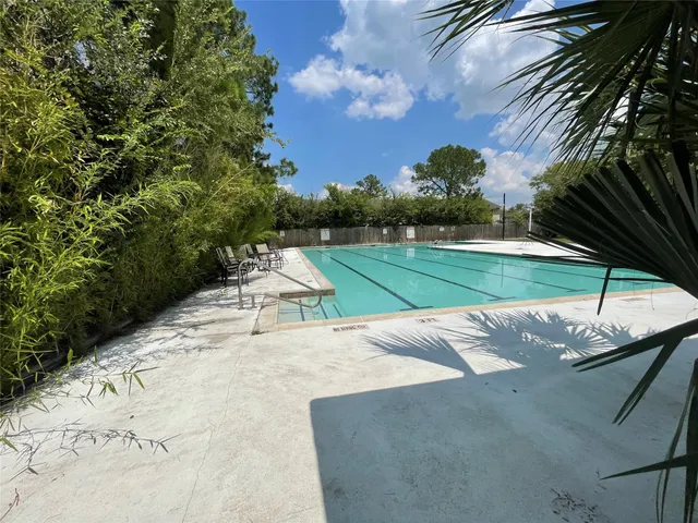 $160,000 | 781 Country Pl Drive, Unit 2077, Houston, TX 77079