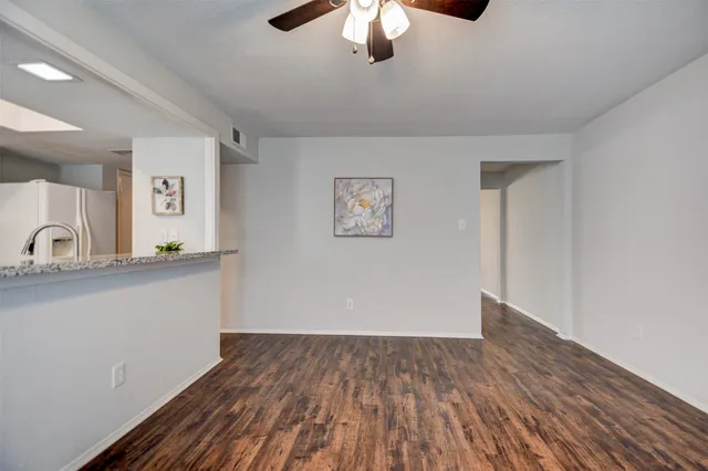 $160,000 | 781 Country Pl Drive, Unit 2077, Houston, TX 77079