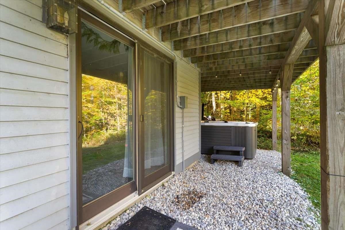 22 Sylvan Ridge Road Winhall, VT 05340 - Photo 4 of 32