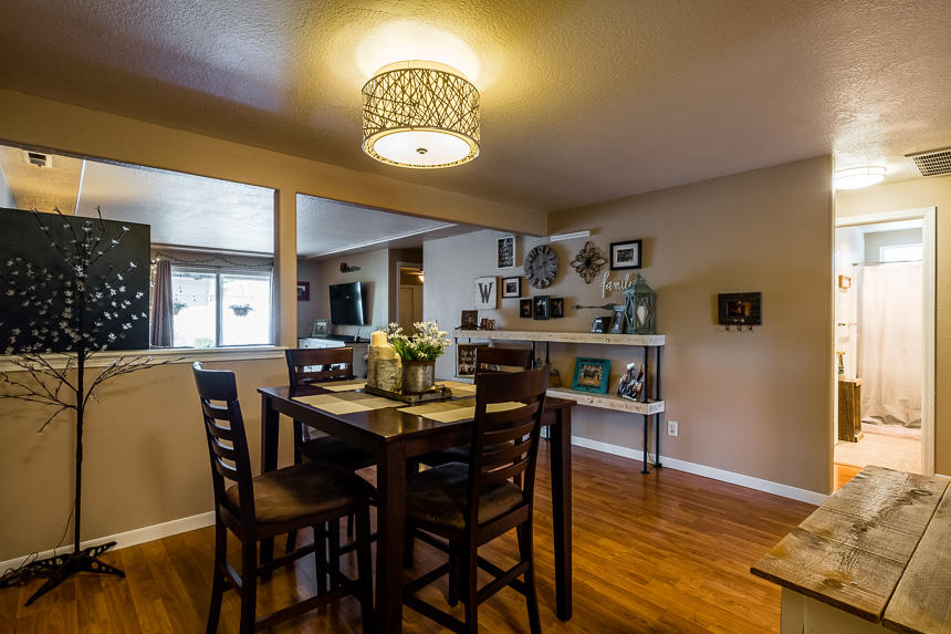 419 Montclair Way Eagle Point, OR 97524 - Photo 5 of 28 419 Montclair-6