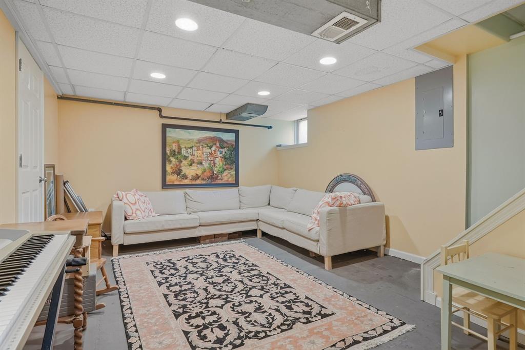 1304 Beaver Road Sewickley, PA 15143 - Photo 34 of 41 Gallery Image 34