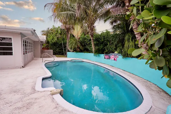 $4,500 | 113 Park Lane East, Hypoluxo, FL 33462