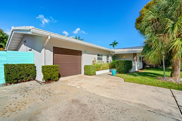 $4,500 | 113 Park Lane East, Hypoluxo, FL 33462