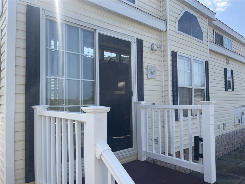 1 Offshore Road, Unit 26 Narragansett, RI 02882 - Photo 3 of 3