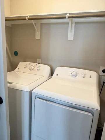 $375,000 | 5206 Pinemont Drive, Houston, TX 77092