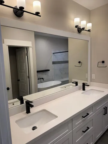 $375,000 | 5206 Pinemont Drive, Houston, TX 77092