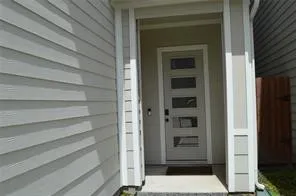 $375,000 | 5206 Pinemont Drive, Houston, TX 77092