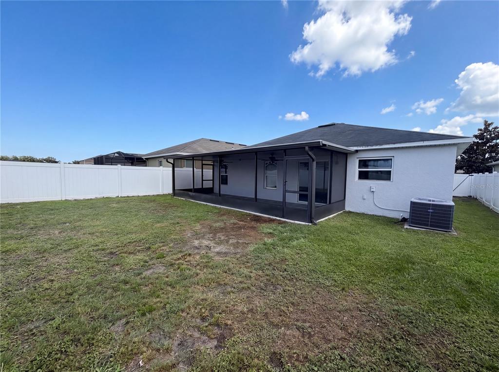 4272 Moon Shadow Loop Mulberry, FL 33860 - Photo 5 of 21