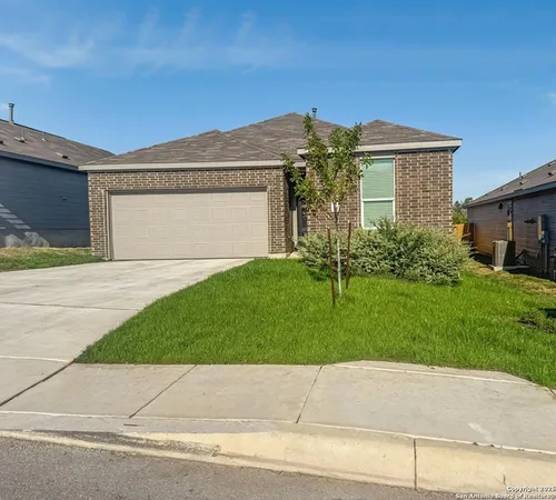 $274,000 | 5708 Basil Chase, St. Hedwig, TX 78152