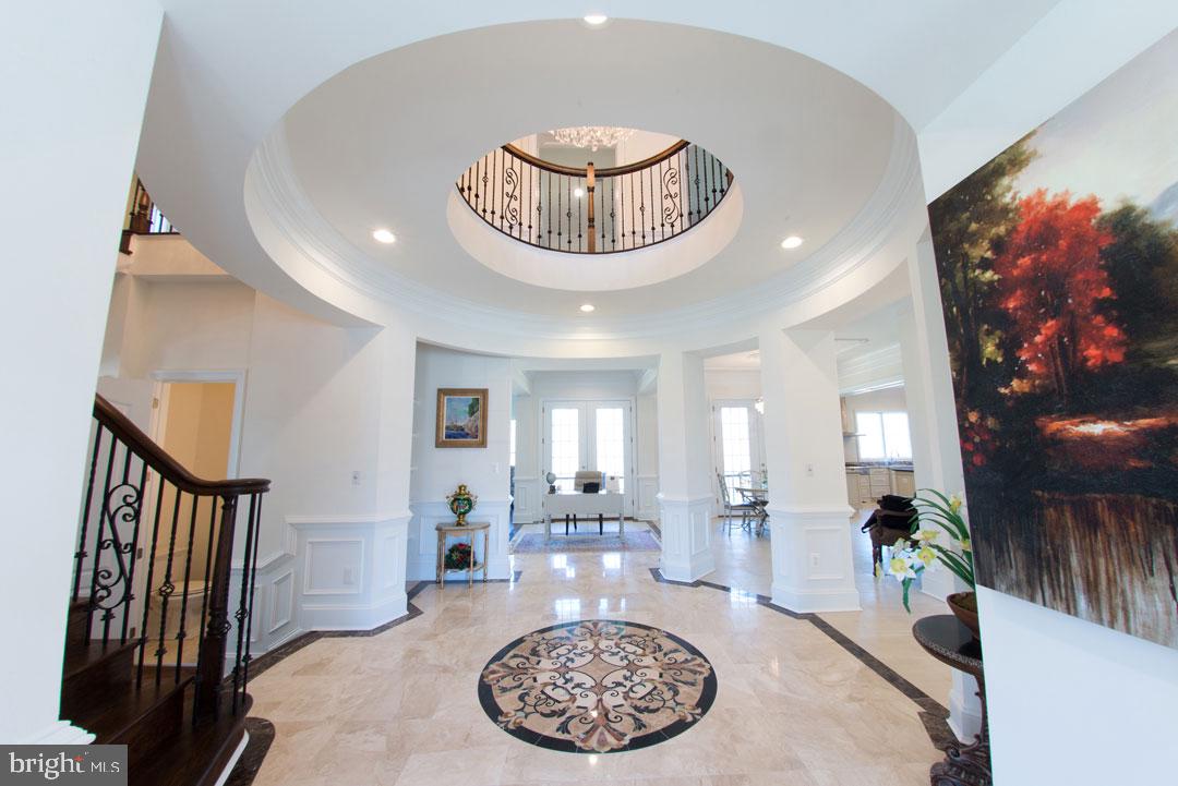 3443 Gallows Road Falls Church, VA 22042 - Photo 9 of 49 Foyer