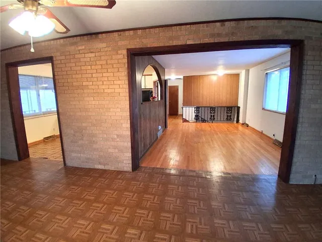 $229,900 | 4200 Northeast Chaumiere Road, Kansas City, MO 64117