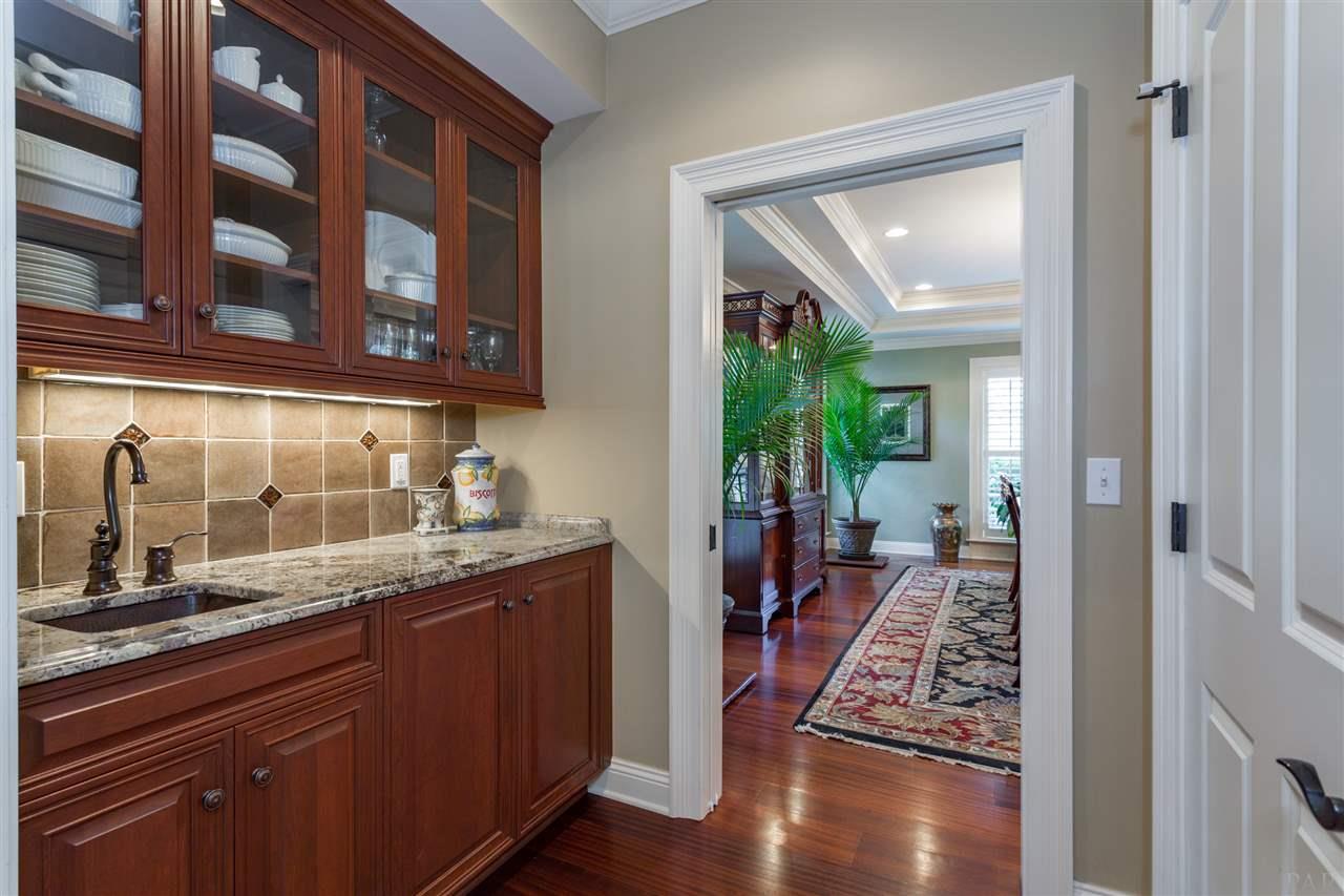 4945 Castayls Road Pensacola, FL 32504 - Photo 8 of 50