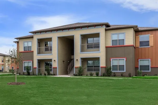 $925 | 4710 South Veterans Boulevard, Edinburg, TX 78542