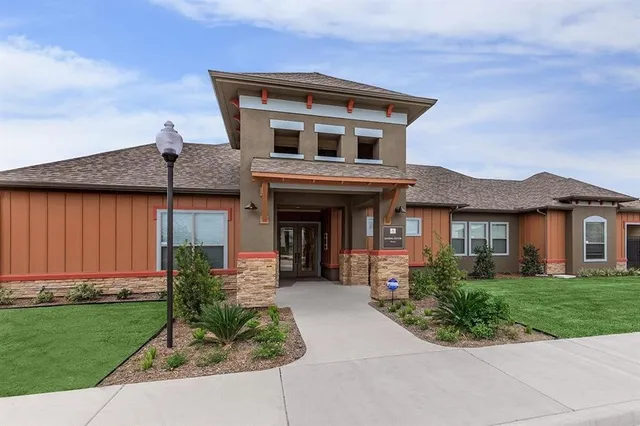 $925 | 4710 South Veterans Boulevard, Edinburg, TX 78542