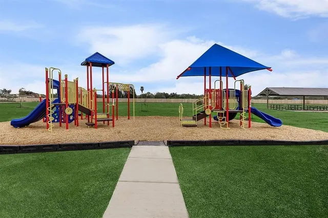 $925 | 4710 South Veterans Boulevard, Edinburg, TX 78542