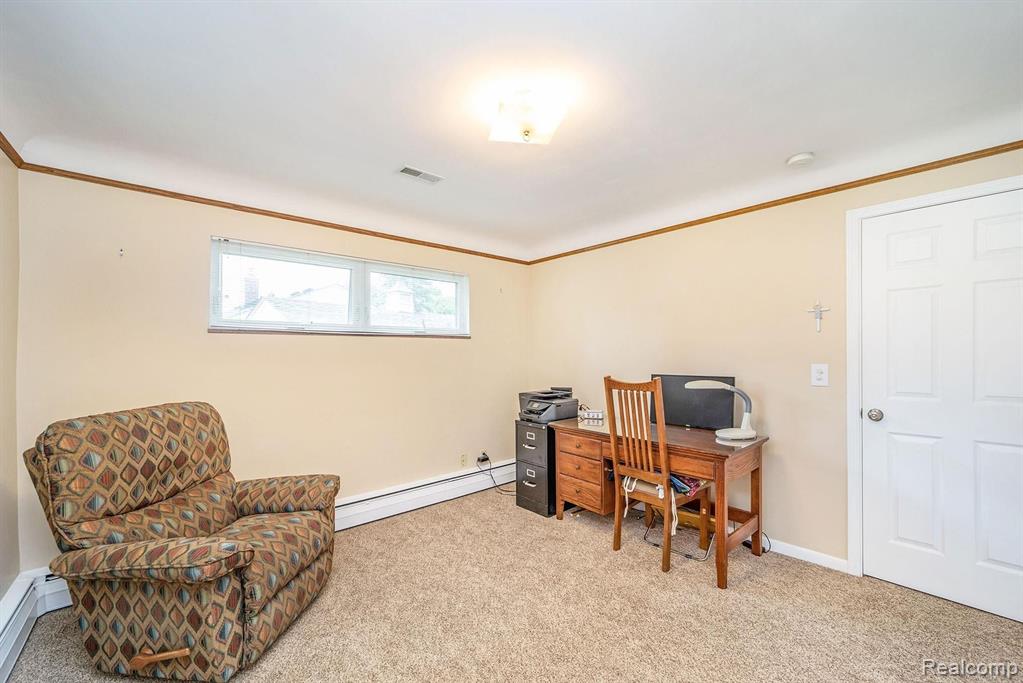 2252 Devonshire Road Bloomfield Hills, MI 48302 - Photo 19 of 40