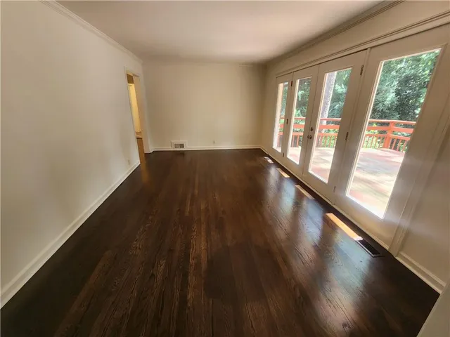 $2,395 | 2380 Clairmont Road, Atlanta, GA 30329