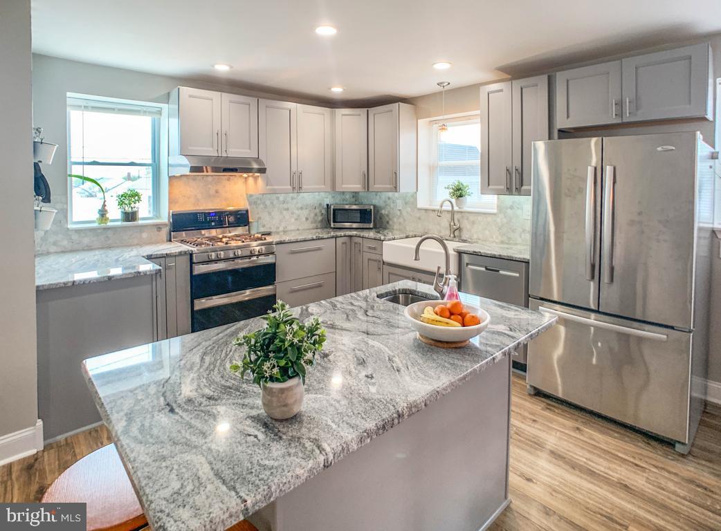 9231 Wesleyan Road Philadelphia, PA 19114 - Photo 13 of 31 Kitchen