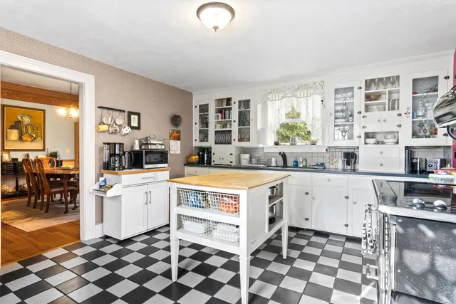 $749,000 | 8195 5th Street, Onekama, MI 49675