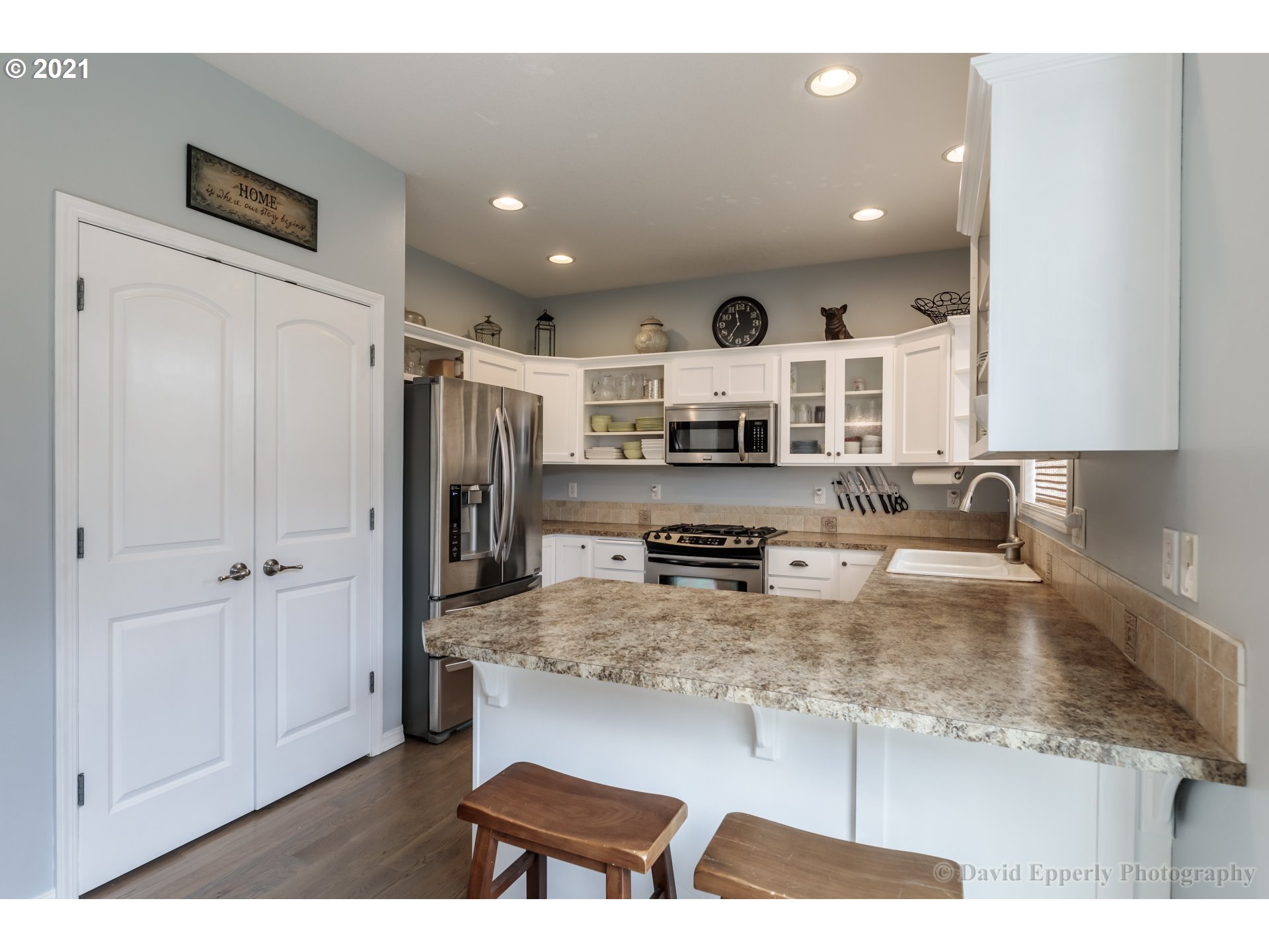33360 Southwest Rogers Road Scappoose, OR 97056 - Photo 5 of 22 Gallery Image 5