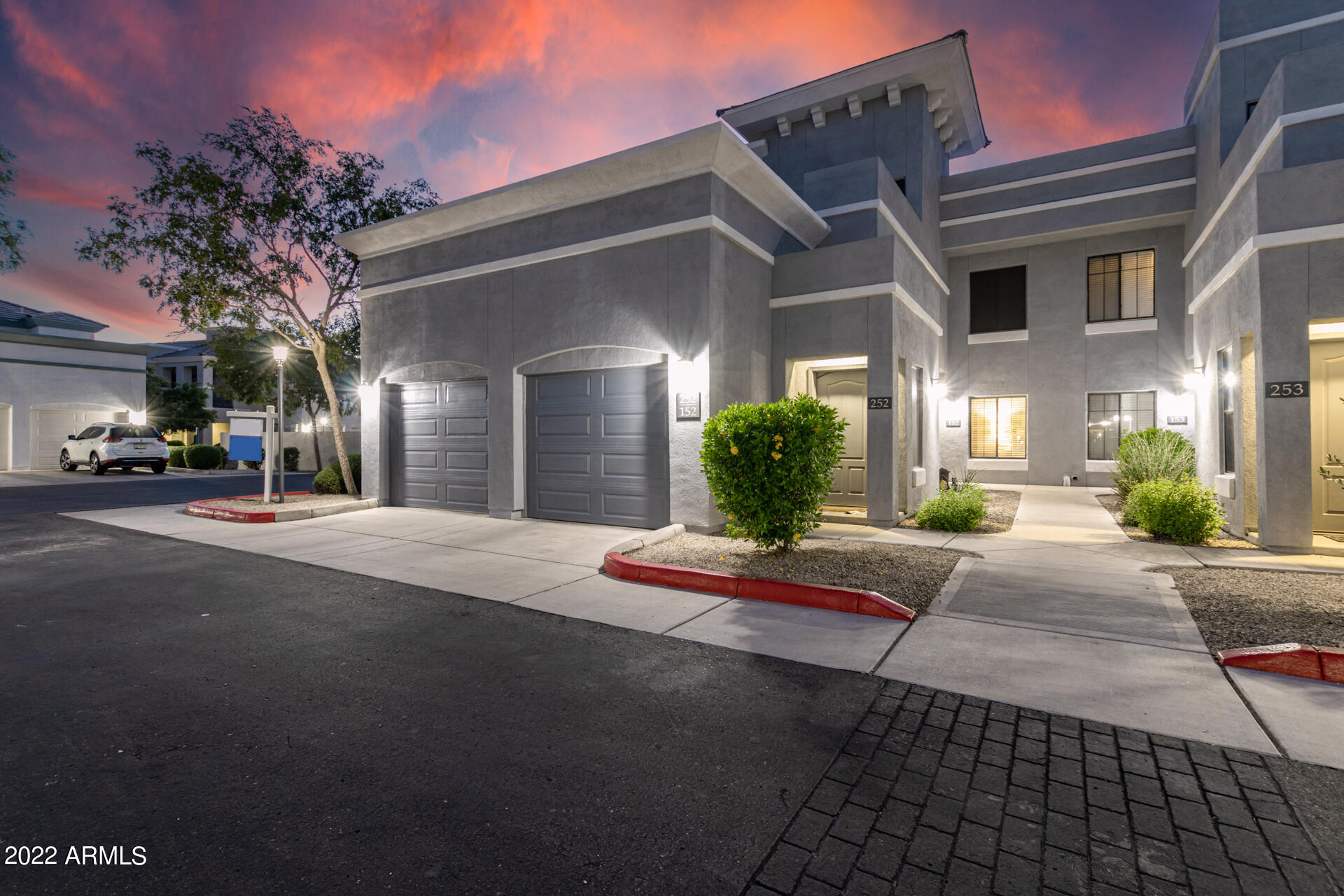 295 North Rural Road, Unit 152 Chandler, AZ 85226 - Photo 1 of 46 0027-27-Rural