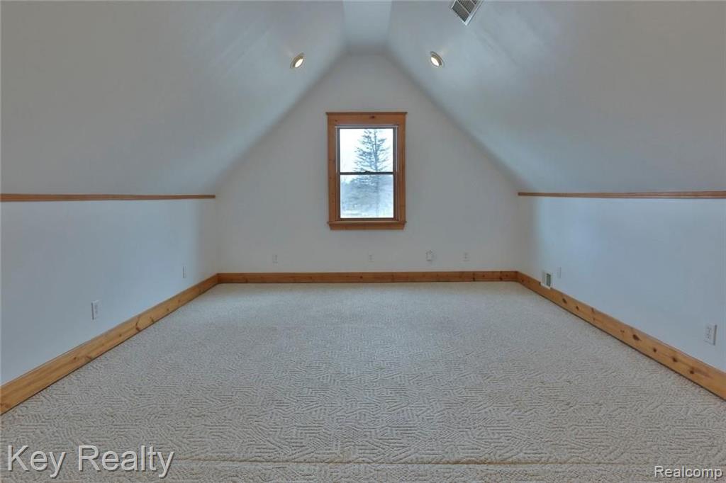 11868 Grafton Road Carleton, MI 48117 - Photo 18 of 27