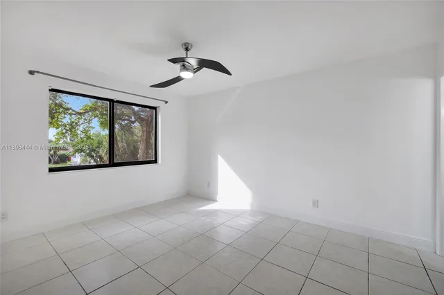 $199,900 | 126 South Cypress Road, Unit 729, Pompano Beach, FL 33060