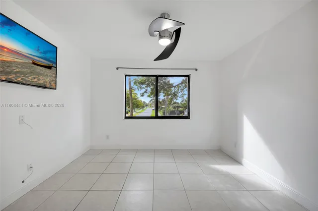 $199,900 | 126 South Cypress Road, Unit 729, Pompano Beach, FL 33060