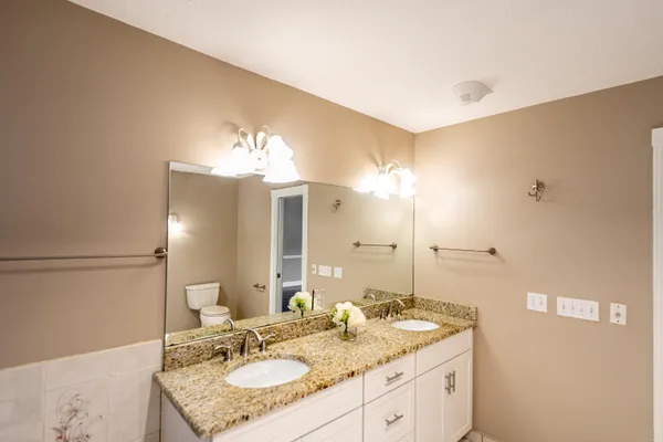 $799,900 | 1157 Southwest Mirror Lake Cove, Port St. Lucie, FL 34986