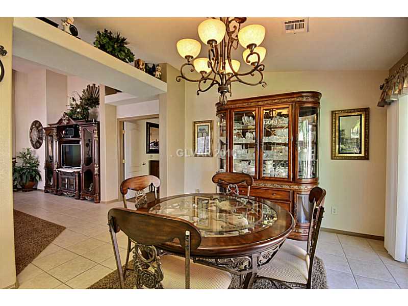 585 Torrey Pines Road Mesquite, NV 89027 - Photo 8 of 27 Gallery Image 8