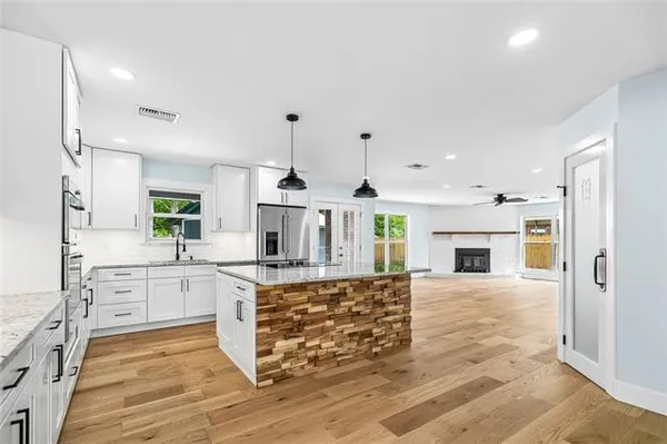 $438,000 | 1923 Destin Street, Mandeville, LA 70448