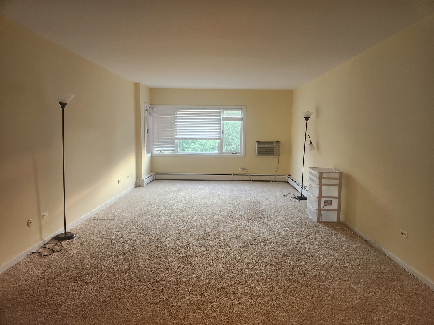 2033 Sherman Avenue, Unit 504 Evanston, IL 60201 - Photo 4 of 9 a view of an empty room with a window