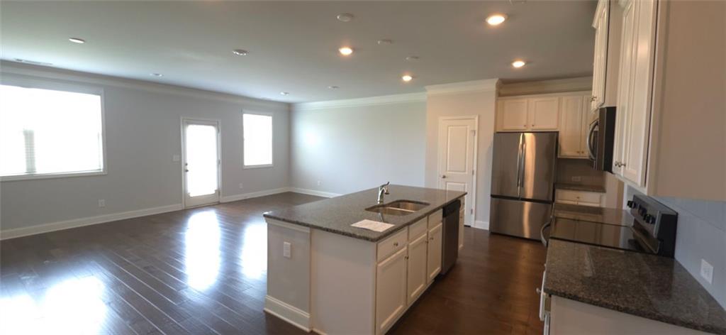 3423 Pearl Rdg Way Buford, GA 30519 - Photo 4 of 27