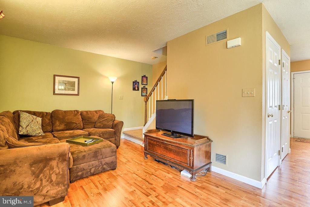 446 Crosswinds Drive Lititz, PA 17543 - Photo 14 of 30