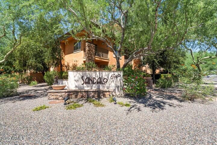 6940 East Cochise Road, Unit 1030 Paradise Valley, AZ 85253 - Photo 1 of 22 20250120192516453465000000-o